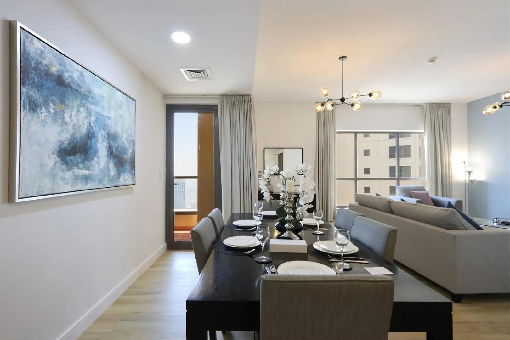 Livbnb - Spacious 2Bhk In Shams Walk To Beach Dubai Apartment