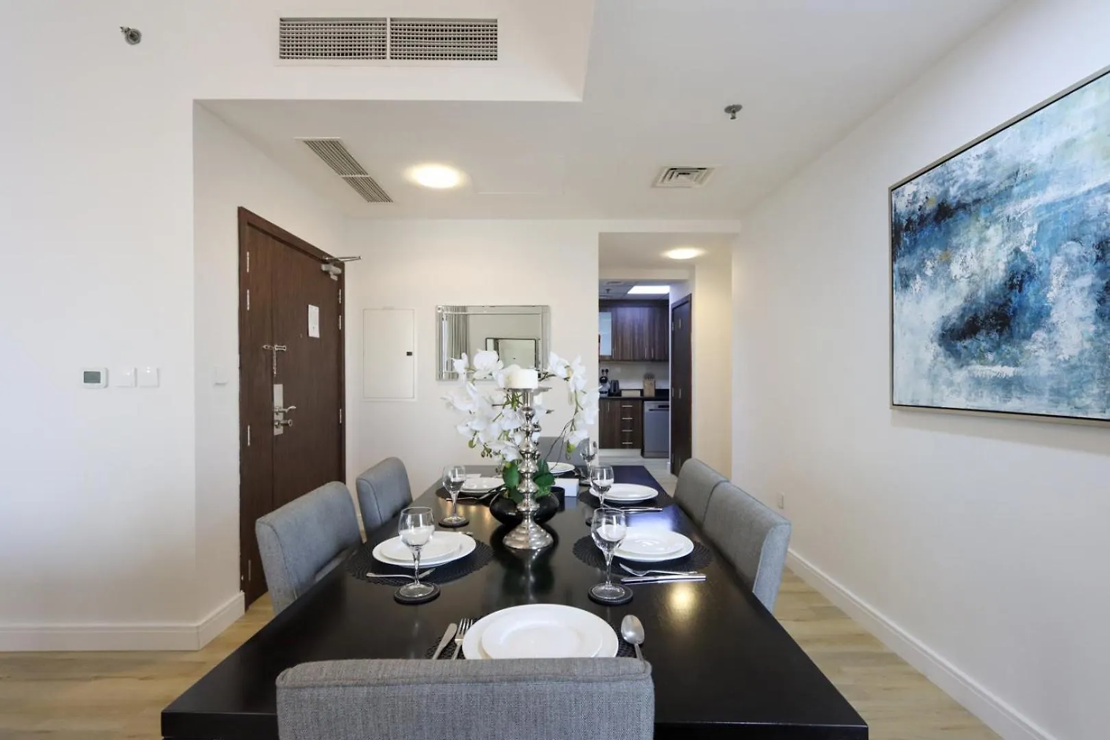 Livbnb - Spacious 2Bhk In Shams Walk To Beach 두바이 0*,