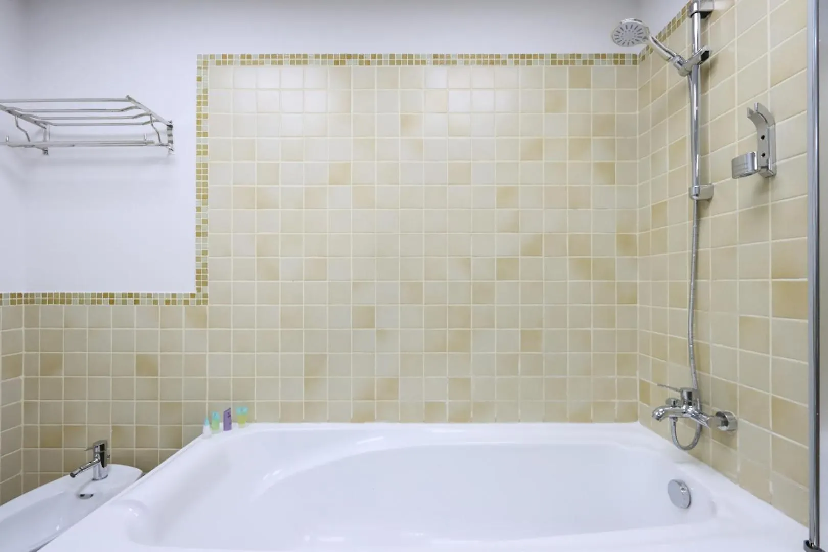Livbnb - Spacious 2Bhk In Shams Walk To Beach 두바이 0*,