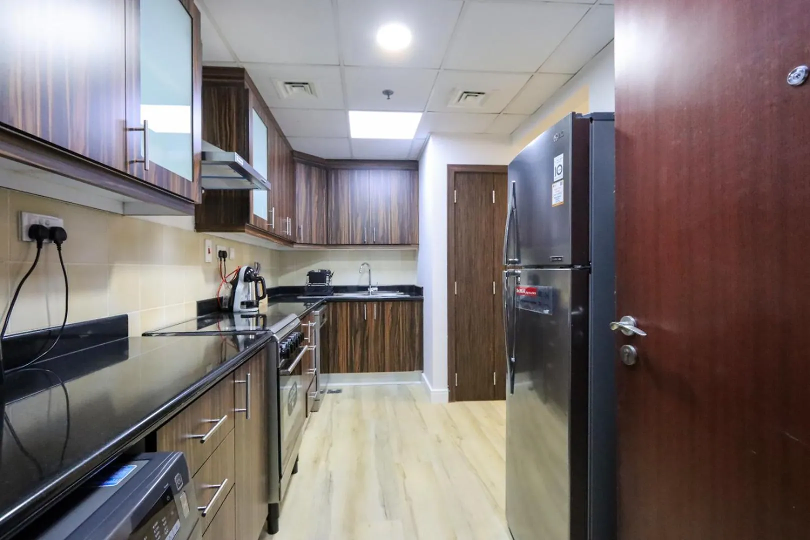 Livbnb - Spacious 2Bhk In Shams Walk To Beach Dubai United Arab Emirates