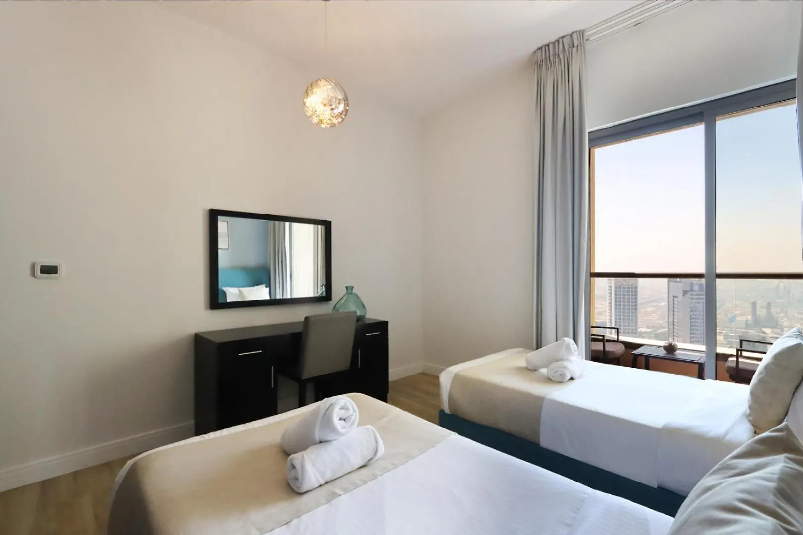Apartment Livbnb - Spacious 2Bhk In Shams Walk To Beach Dubai