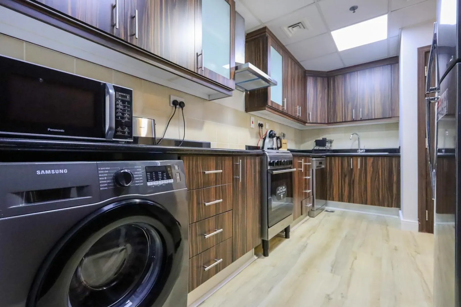 Apartment Livbnb - Spacious 2Bhk In Shams Walk To Beach Dubai
